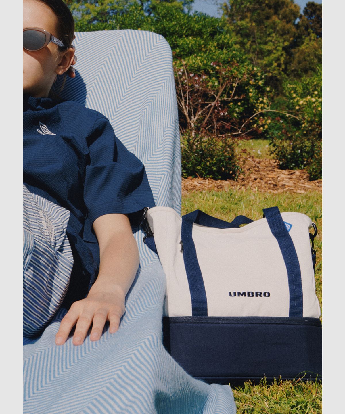 엄브로(UMBRO) 익스텐션 보냉 토트백 아이보리(UQ223CBG64)