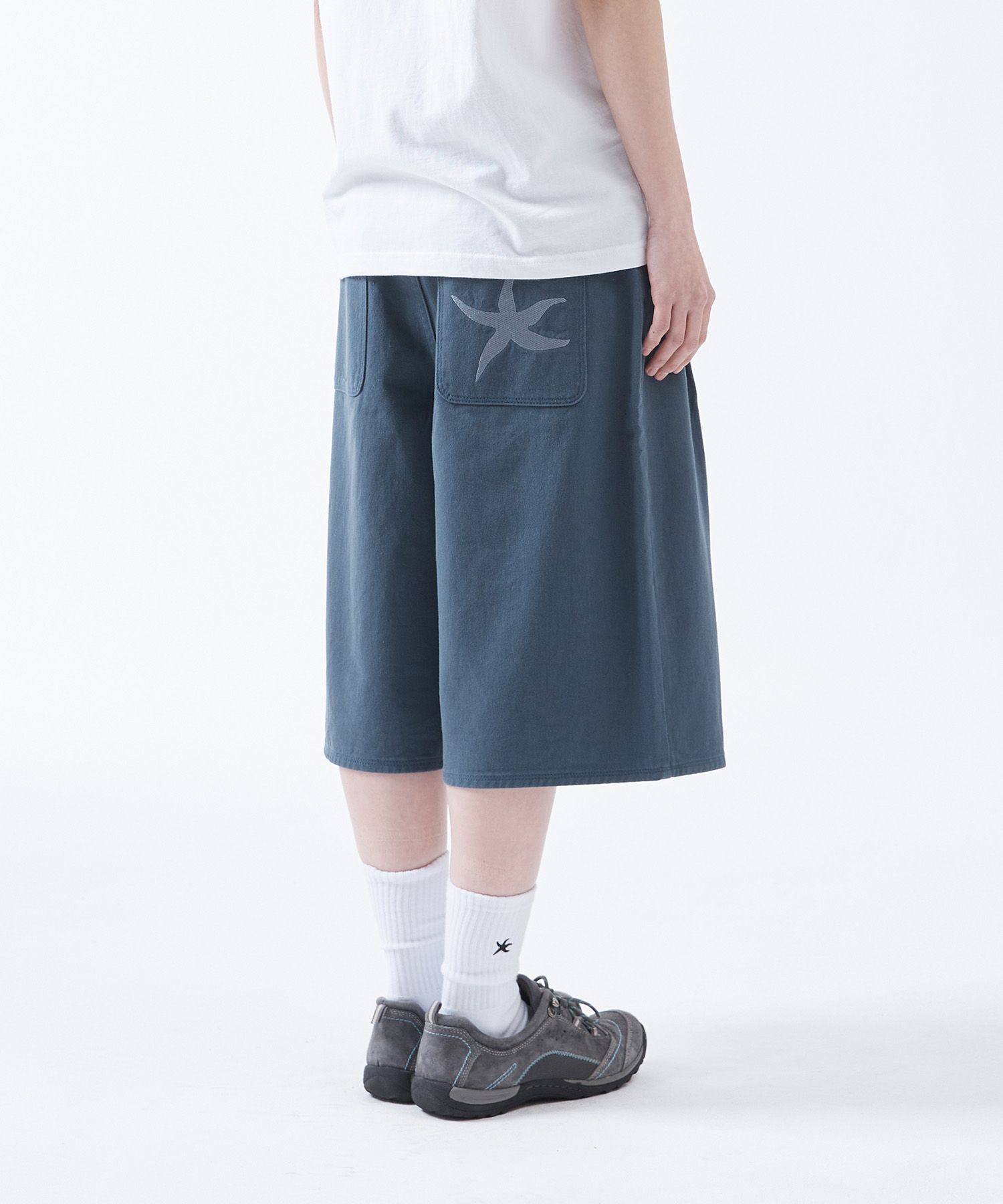 The Coldest Moment TCM starfish chino pants on Bunjang