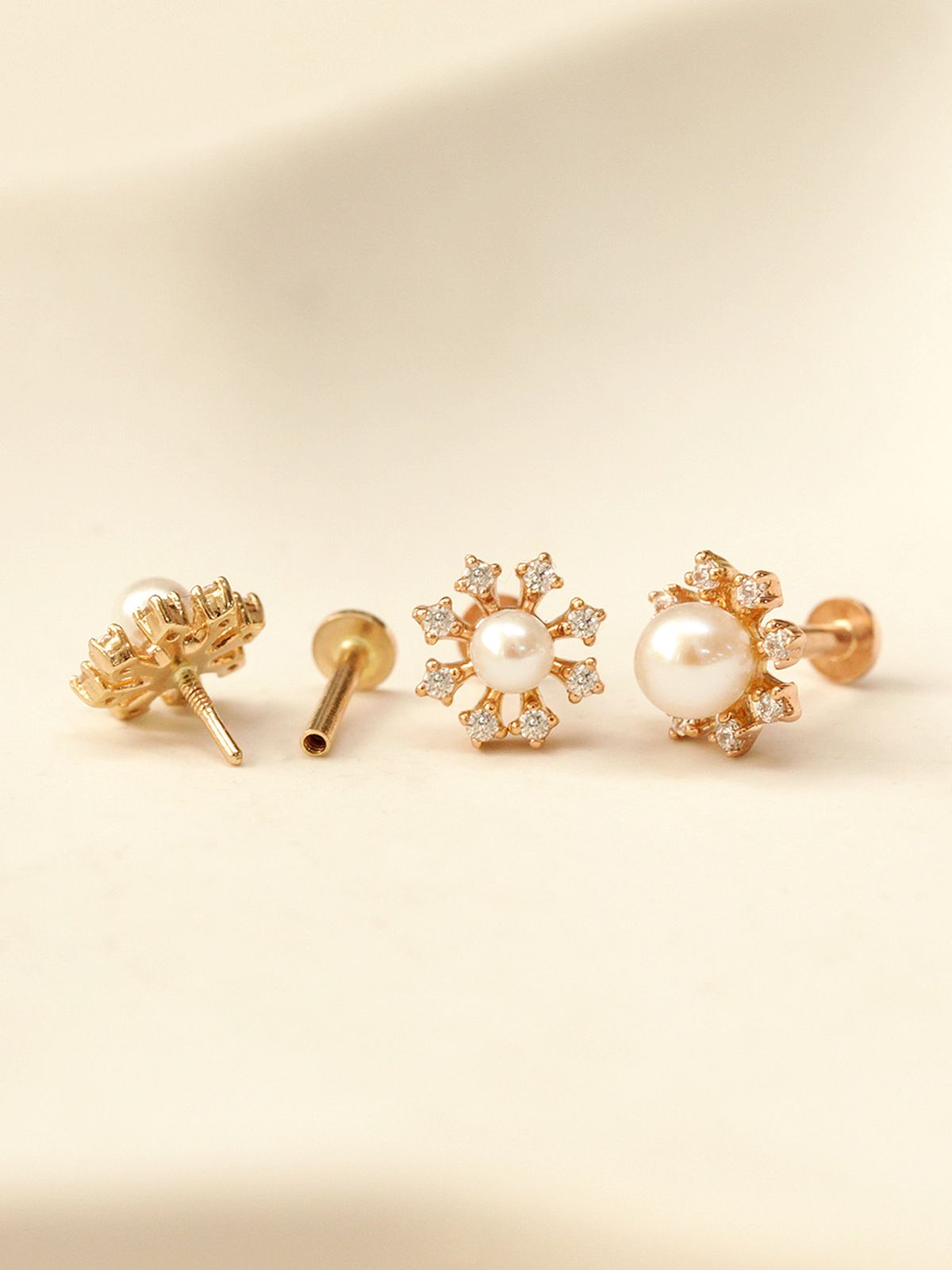 미니멀피어싱(MINIMALPIERCING) 14K 인터널 진주 큐빅 플라워 라블렛 피어싱