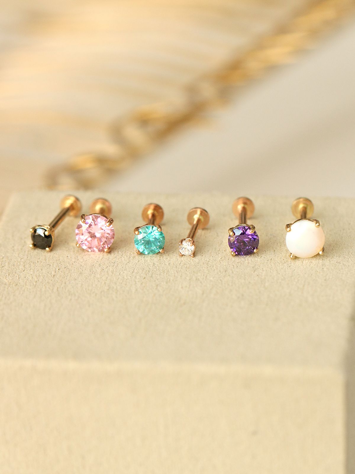 미니멀피어싱(MINIMALPIERCING) 14K 인터널 네발 컬러 큐빅 라블렛 피어싱