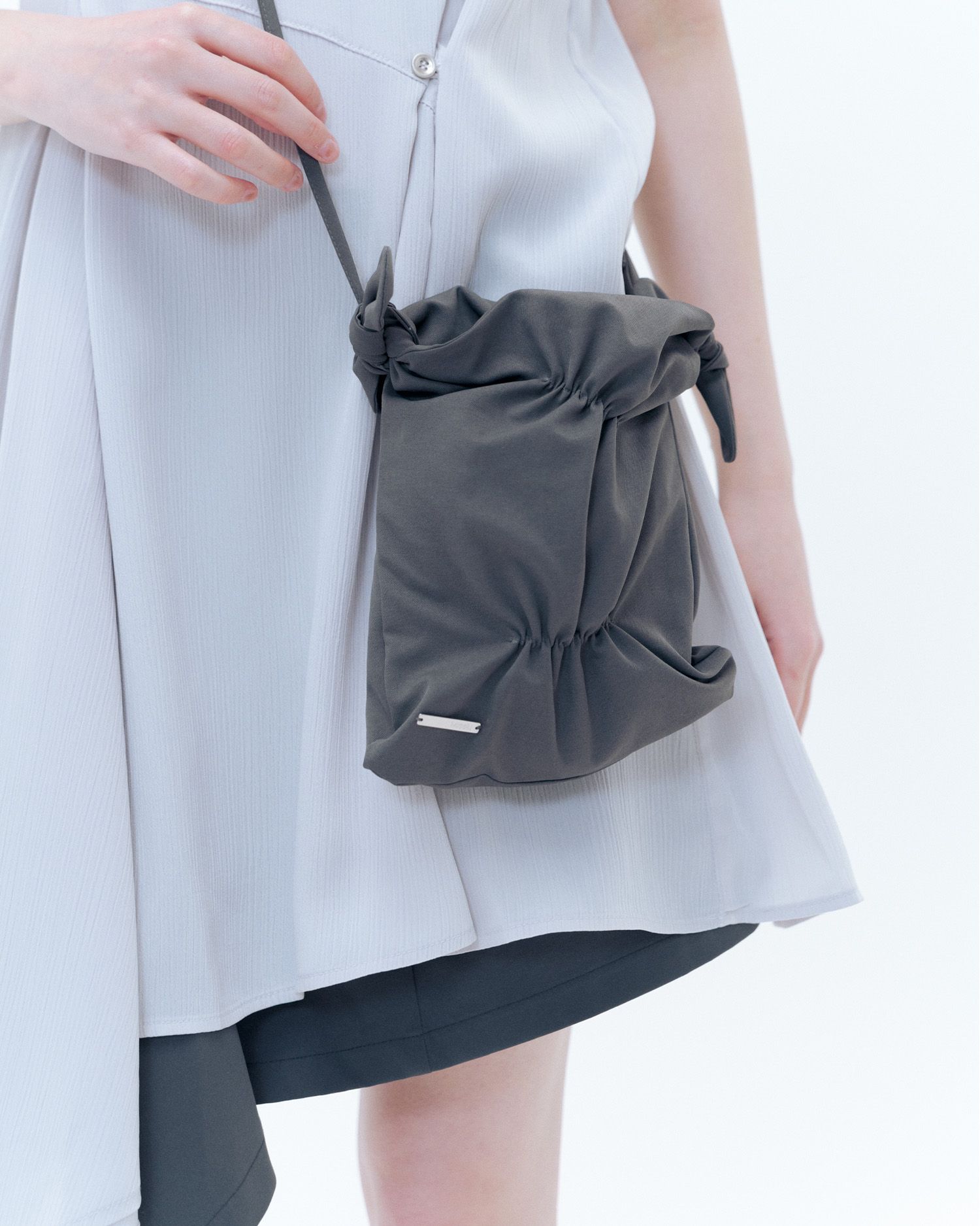 ◆MISEKI SEOUL◆ Shirring mini cross bag GREY MSK252BG03GR MUSINSA | MISEKI SEOUL Shirring mini cross bag GREY