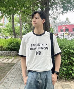 그래픽 링거 티셔츠 IV