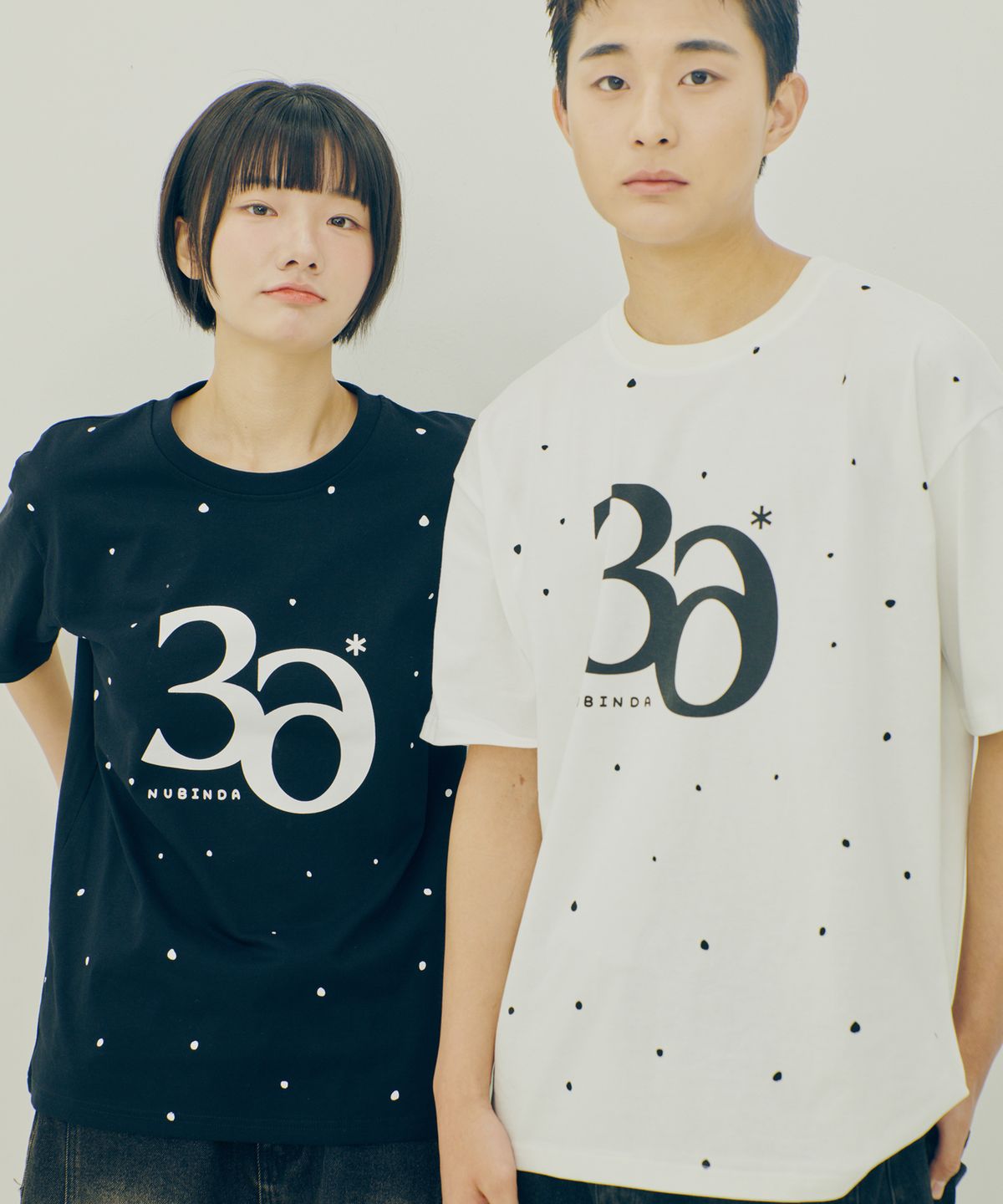 누빈다(NUBINDA) [누빈다 X 에이프릴에잇] 오버핏 36도트 반팔티 [3color]