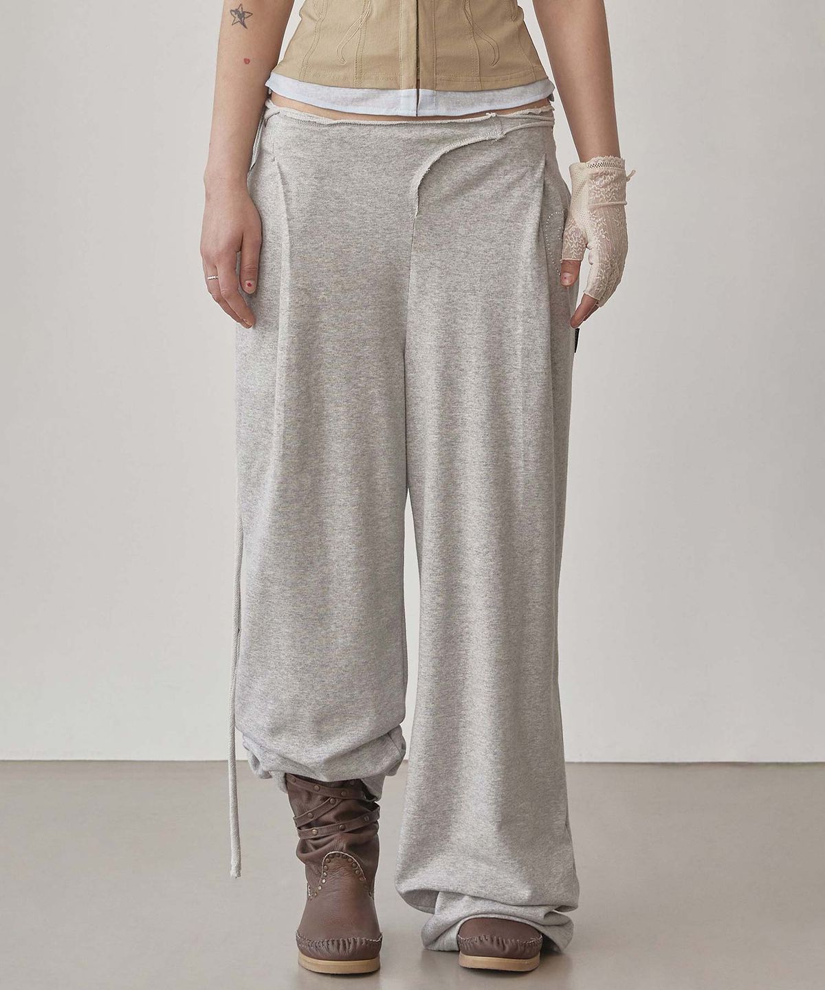 스컬프터(SCULPTOR) Wrap Sweatpants Melange Gray