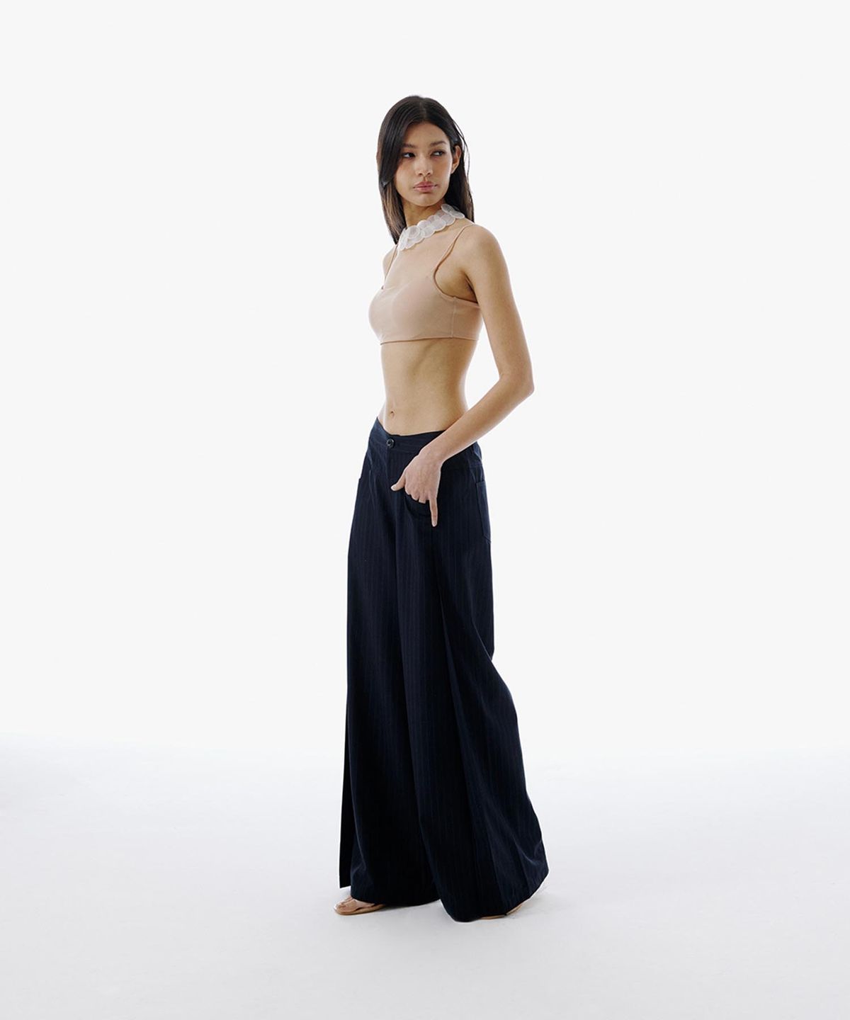 커렌트(CURRENT) PLEATED WIDE PIN STRIPE PANTS [DARK NAVY]