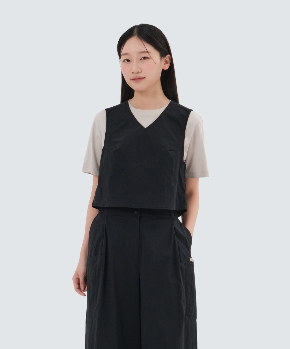 스노우피크 어패럴(SNOWPEAK APPAREL) 루트 여성 슬리브리스 (S25MWRST61) Black