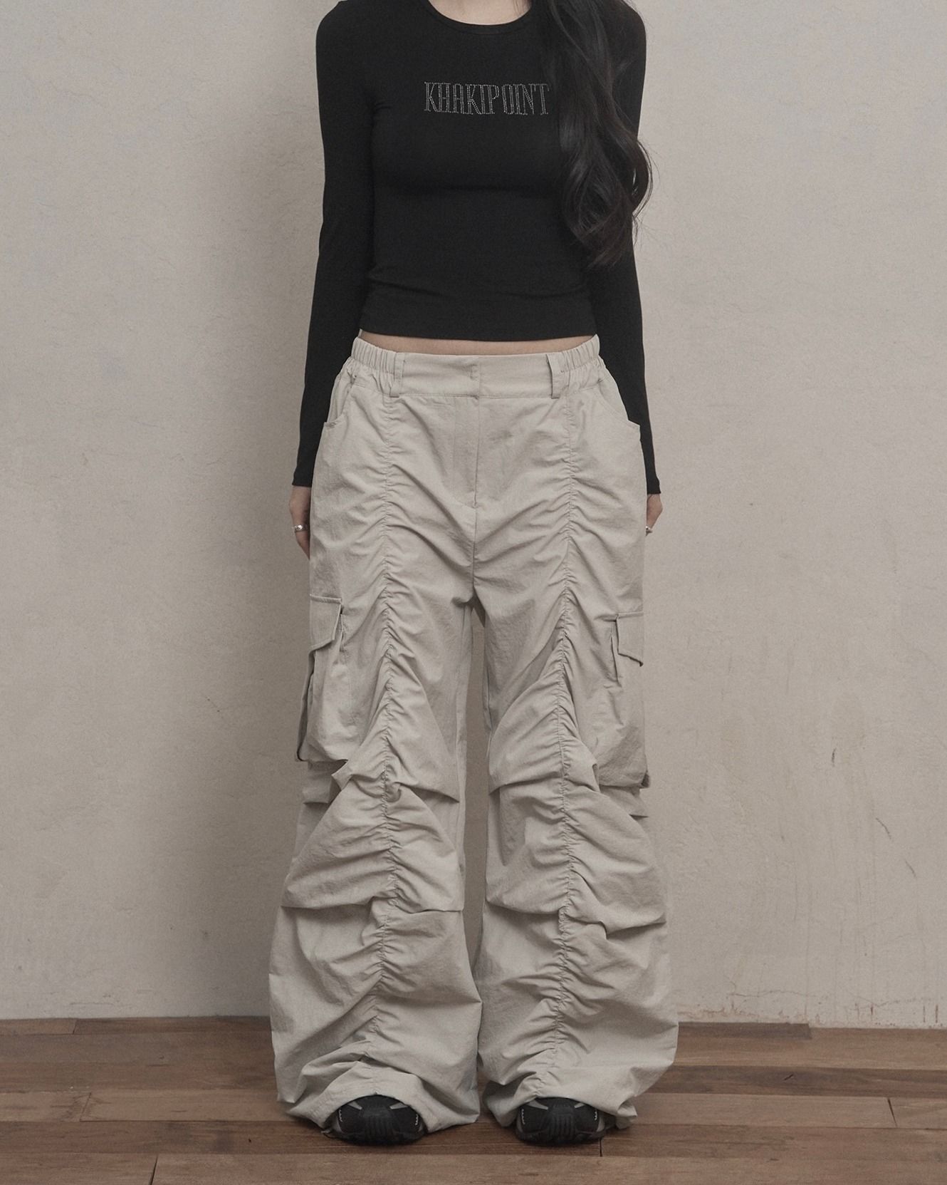 ★KHAKIPOINT/カーキポイント/Shirring Parachute Pants★ MUSINSA | KHAKIPOINT Shirring Parachute Pants (light gray)