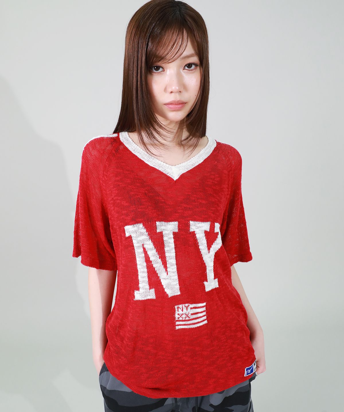 엔와이엑스엑스(NYXX) NY FLAG V-NECK KNIT RED