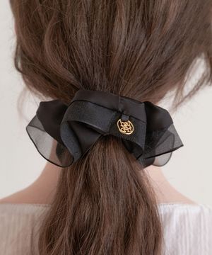 mesh satin logo pendant scrunchie (H018_black)