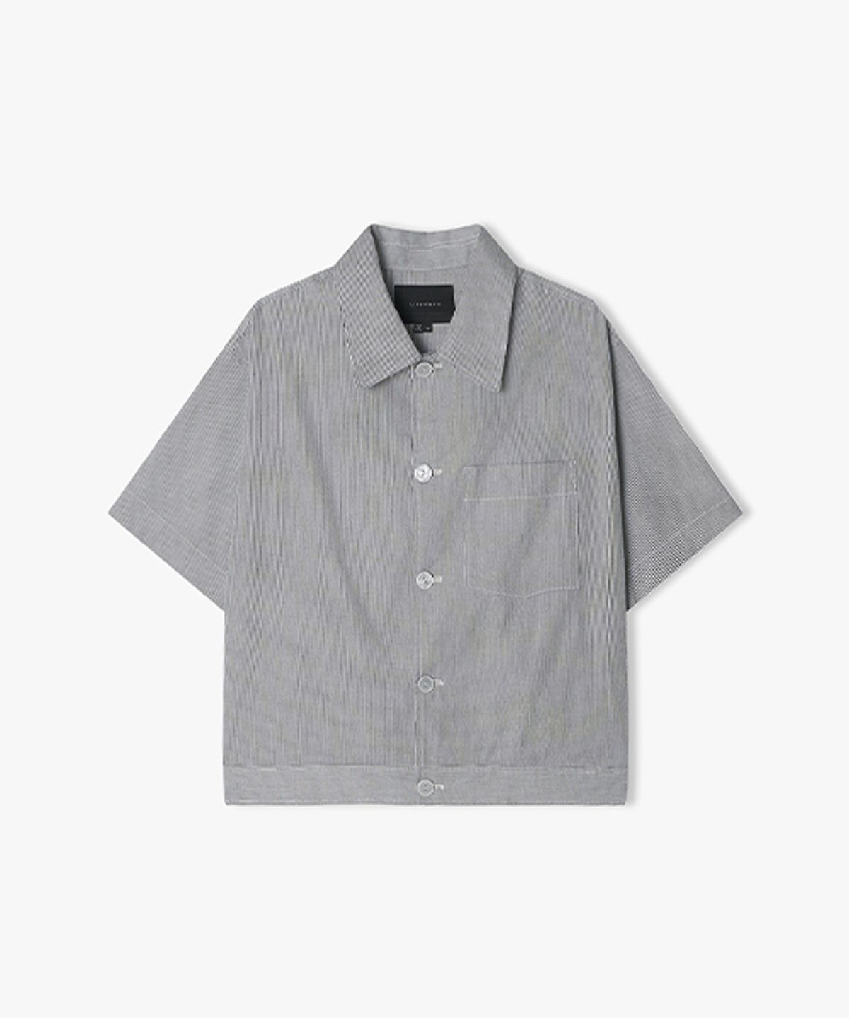 리버클래시(LIBERCLASSY) [25SS] LLM32553 다크그레이 코드 스트라이프 셋업 하프 셔켓
