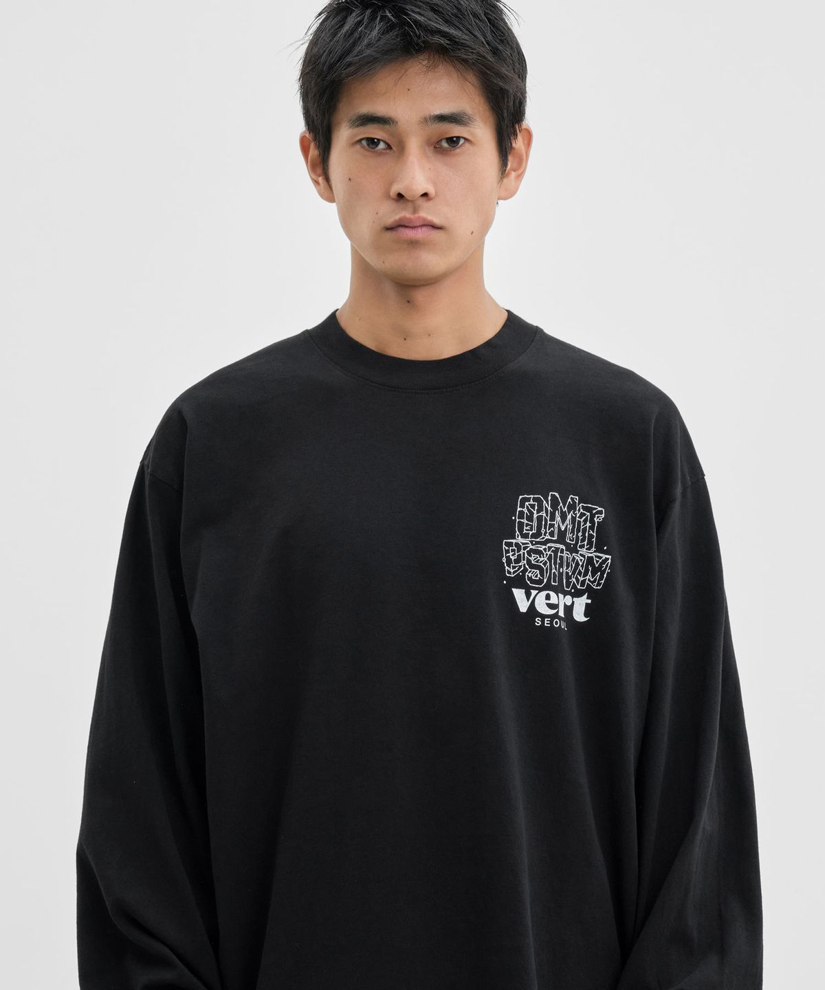디미토(DIMITO) DMT VERT SEOUL LSV GD 6.5OZ TEE BLACK