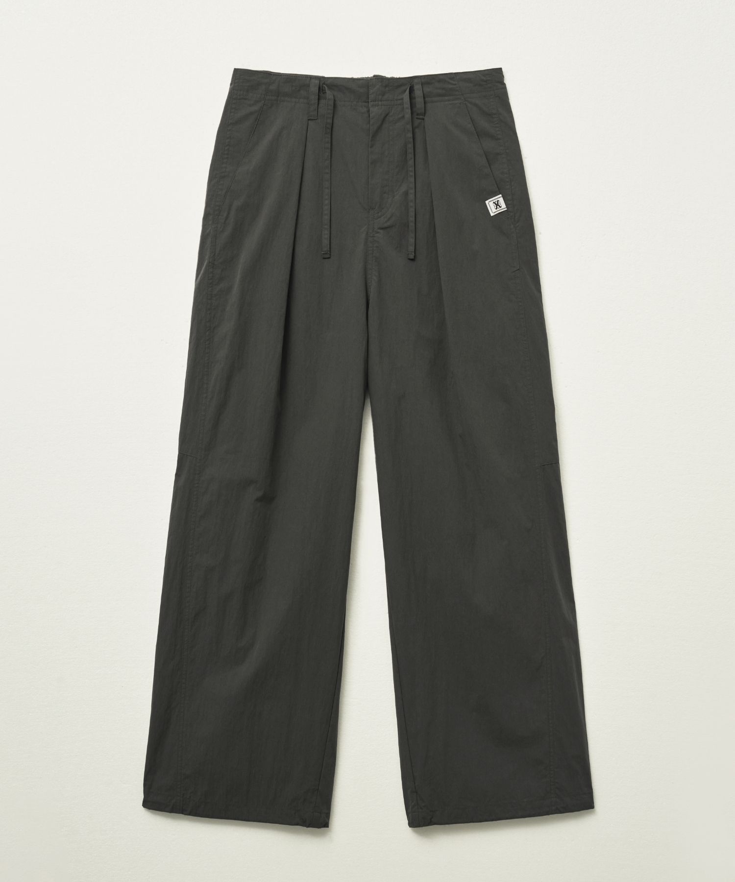 パンツ・ボトムスその他 SATUR Curved Parachute Pants 5FT1538 SATUR Curved Parachute Pants パラシュート パンツ - メルカリ