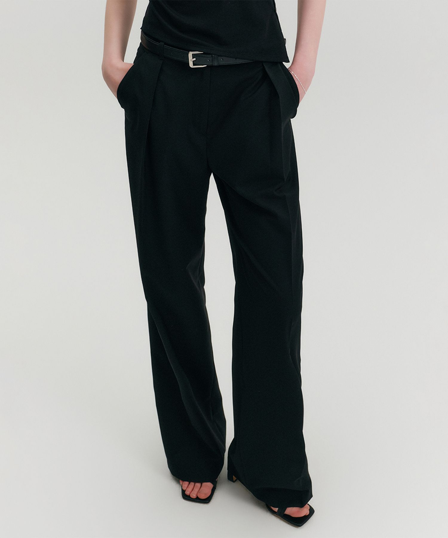 パンツ LOOKAST BELIN SUMMER TUCK PANTS_GREY MUSINSA | LOOKAST BELIN SUMMER TUCK PANTS_BLACK