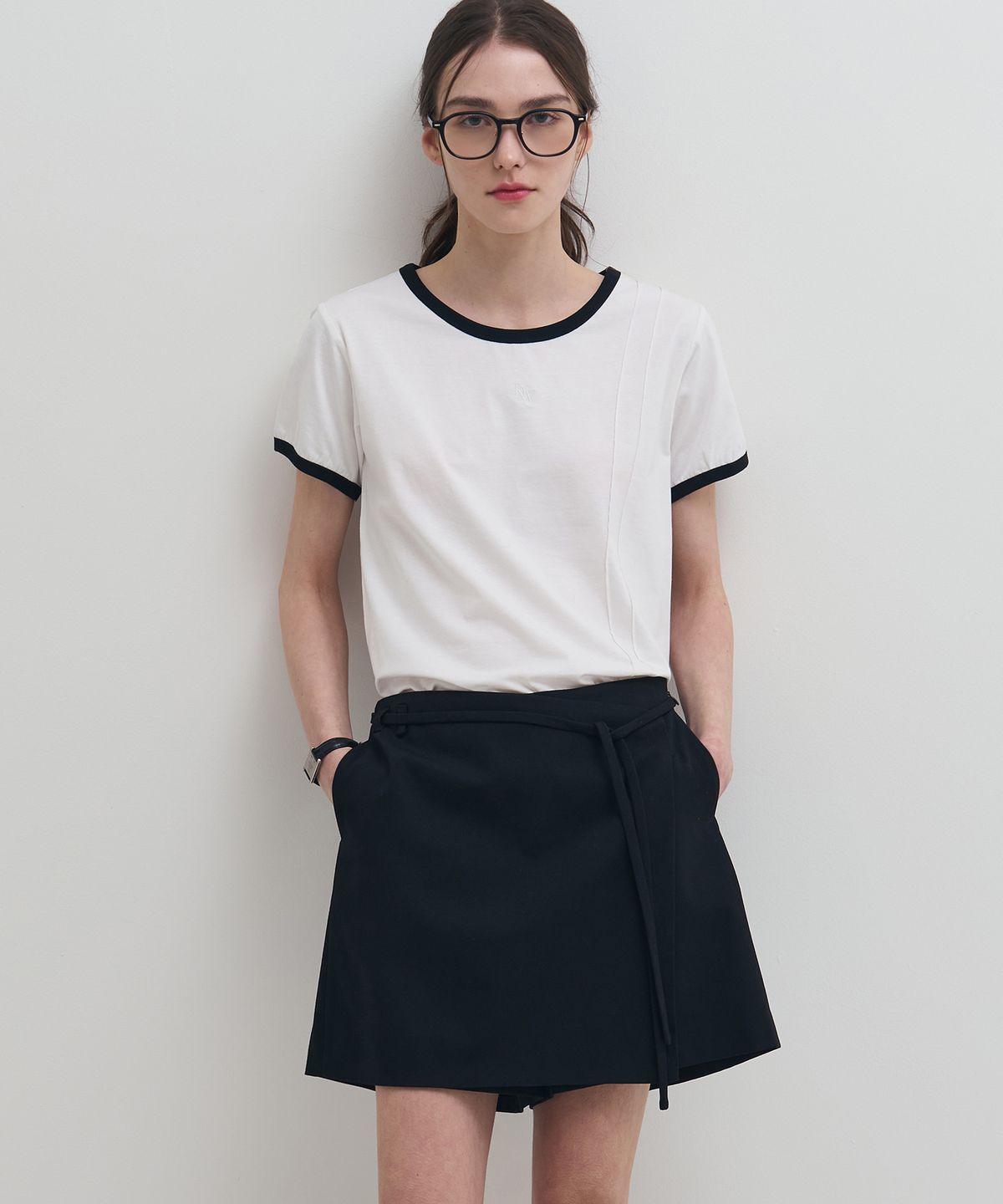 드로우핏 우먼(DRAWFIT WOMEN) 더블 핀턱 링거 티셔츠 [WHITE]