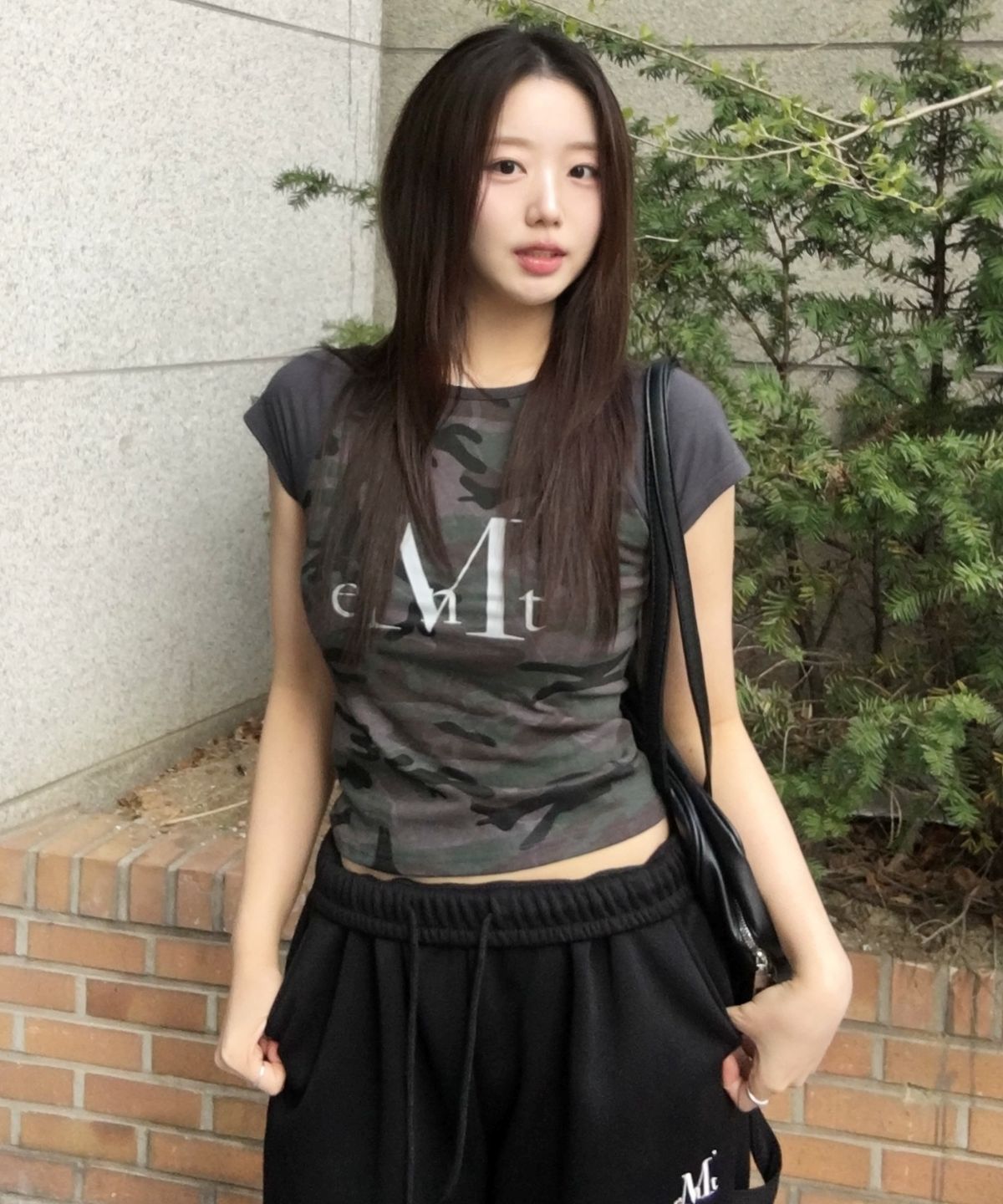 무센트(MUCENT) 러핀 카모 나그랑 슬림핏 반팔 티 (2컬러)