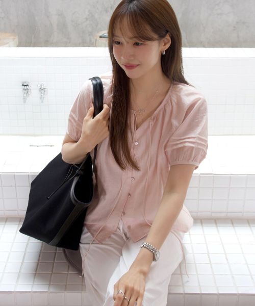 Elena puff half sleeve blouse
