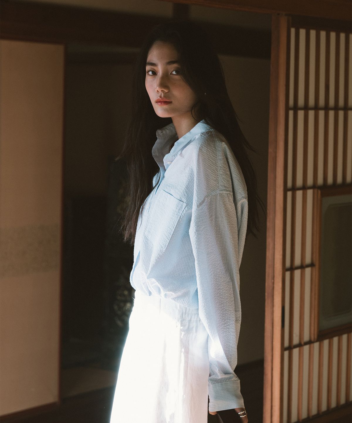 시야쥬(SIYAZU) SITP5209 시어서커 ST 퓨어 셔츠_Light blue