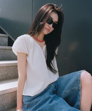 Amy Shirring Puff Blouse (Cream)