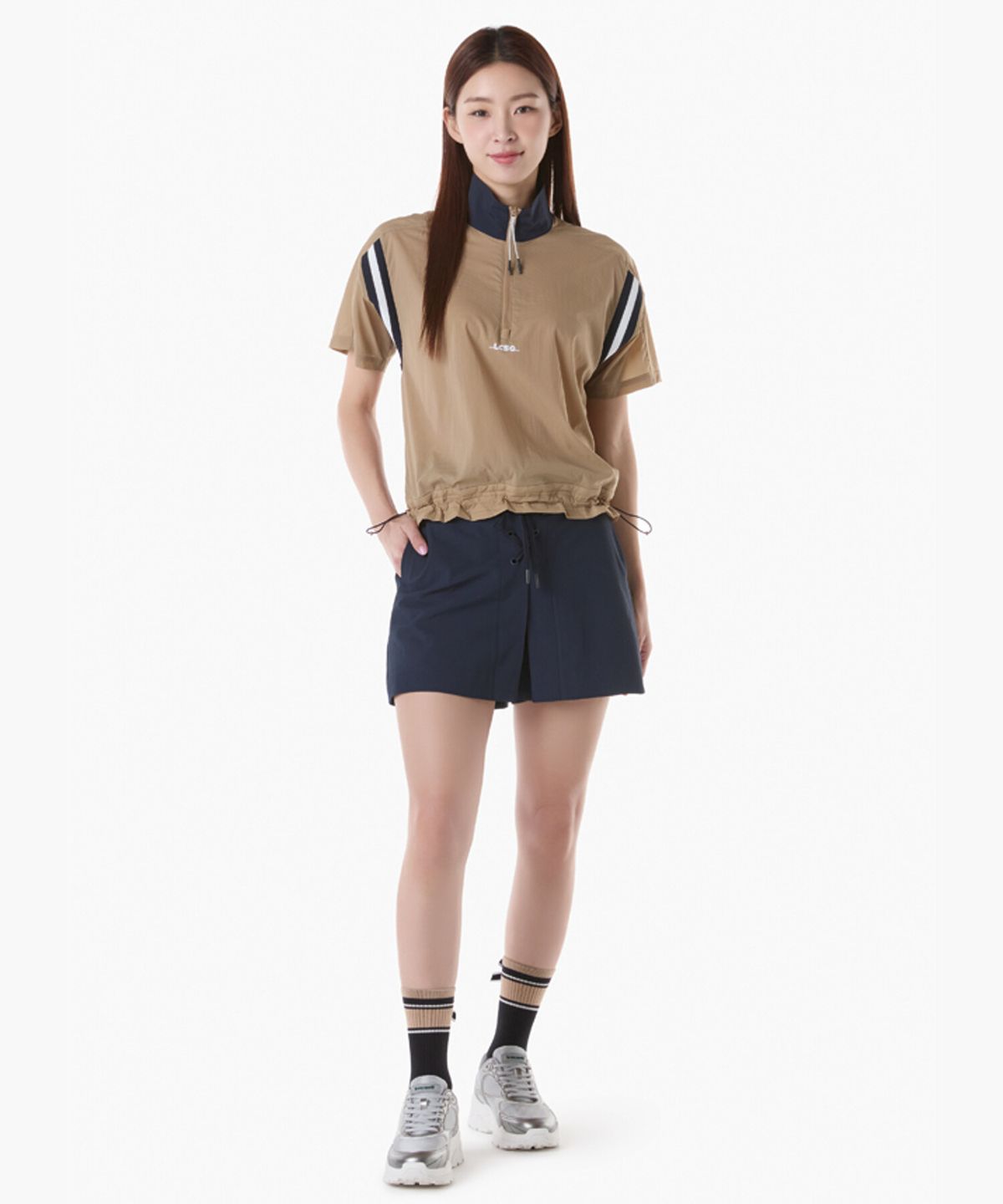 르꼬끄 골프(LECOQ GOLF) 여성 레이스업 쇼츠 (GQ222LSP51)