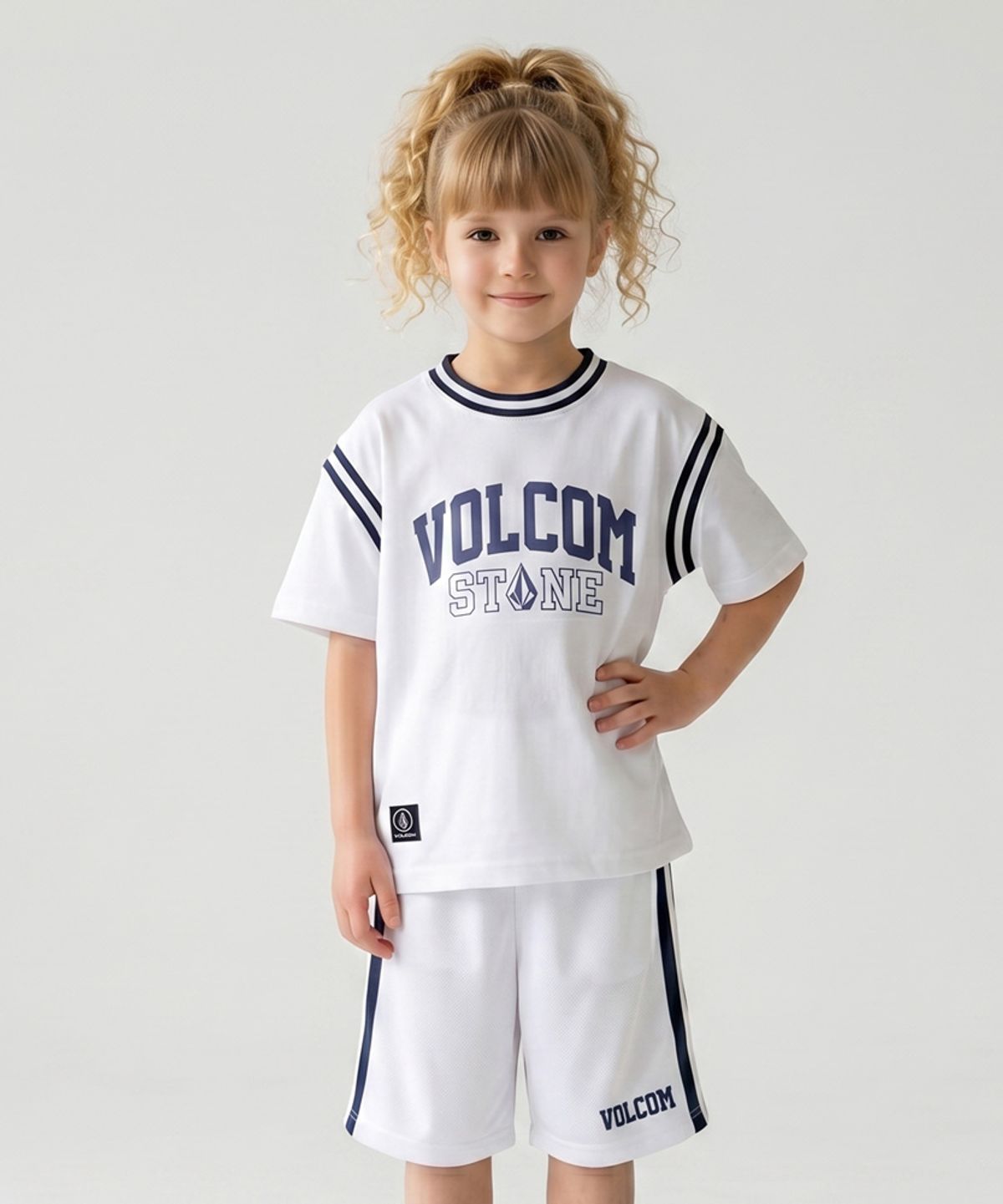 볼컴 키즈(VOLCOM KIDS) 라인포인트 저지 하프 셋업 D5M005