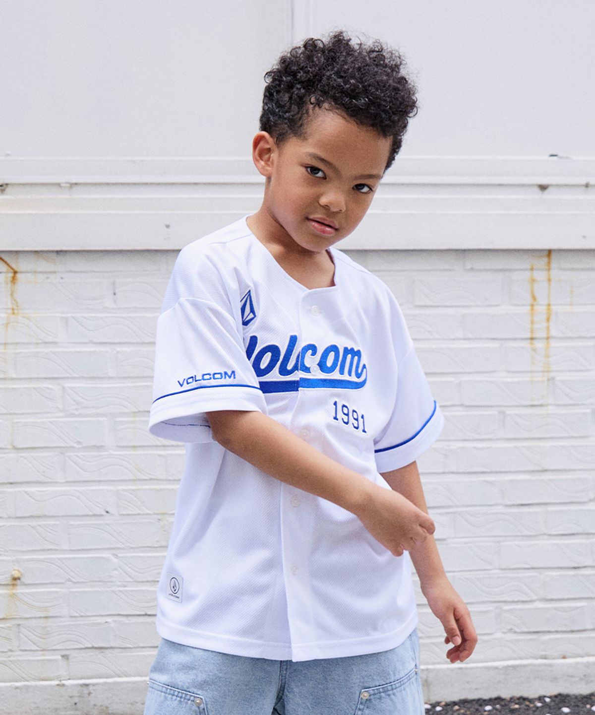 볼컴 키즈(VOLCOM KIDS) 스포티 라운드 오픈셔츠 D5M004