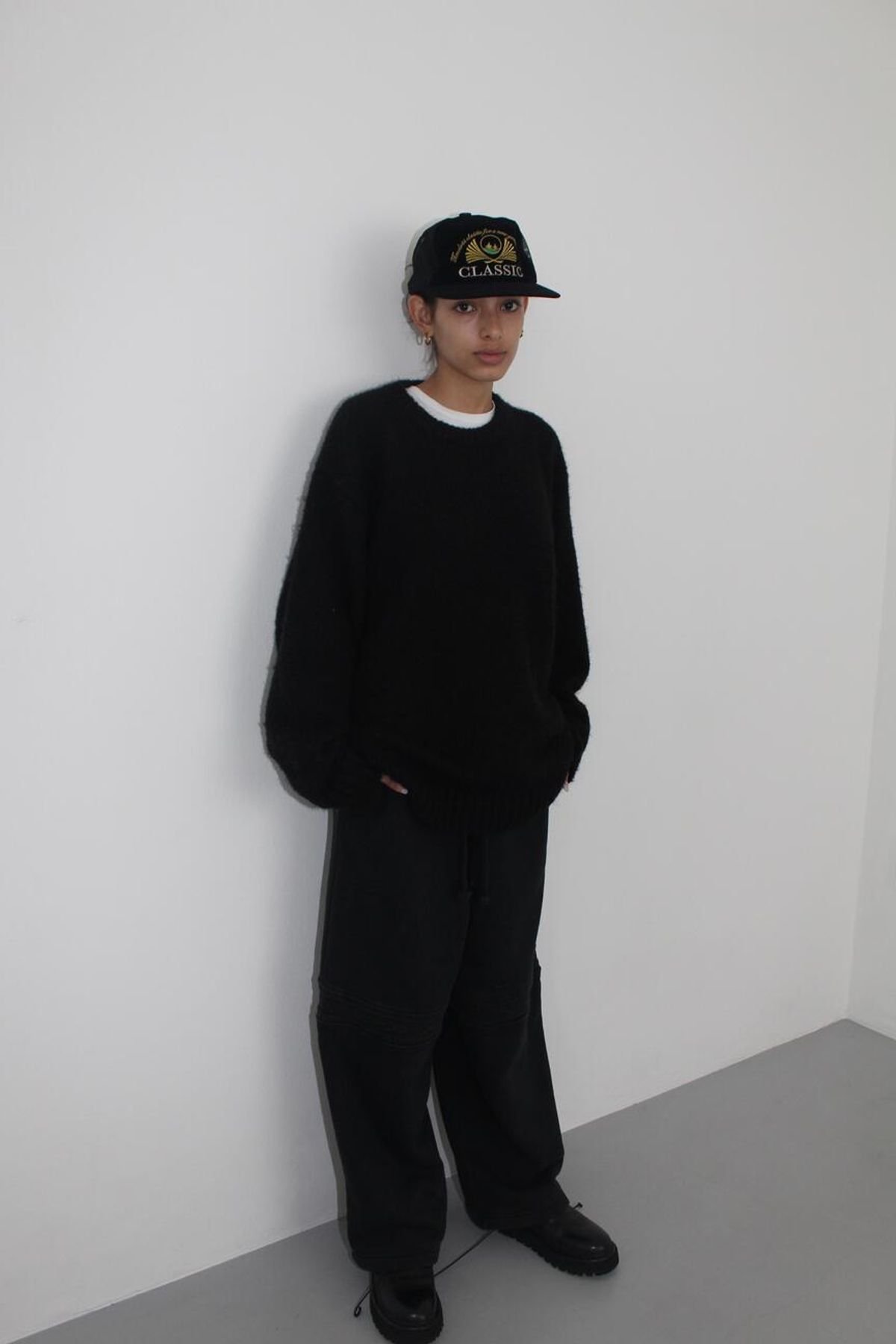 어텐즈(ATTENDS) Classic Lettering Cap (Black)