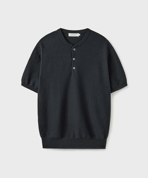 HARD TWIST HENLEY-NECK HALF KNIT [GRAPHITE]