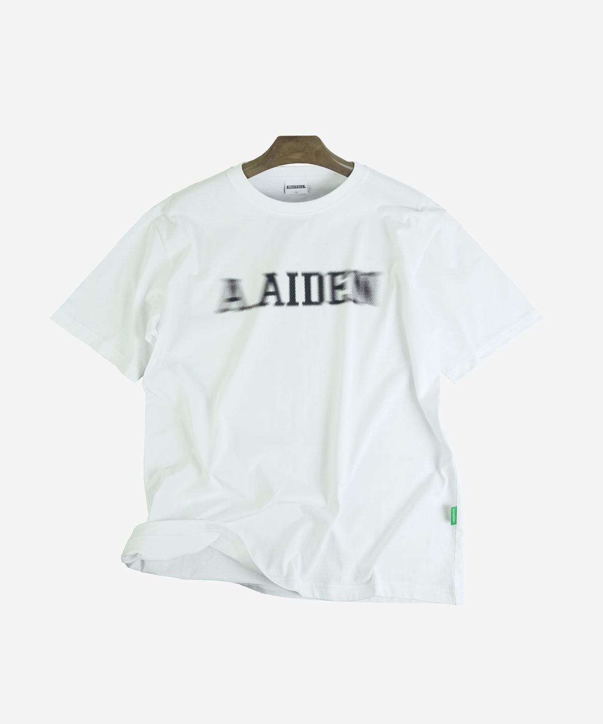 알렉스앤에이든(ALEXNAIDEN) 하프톤 로고 반팔티(화이트)