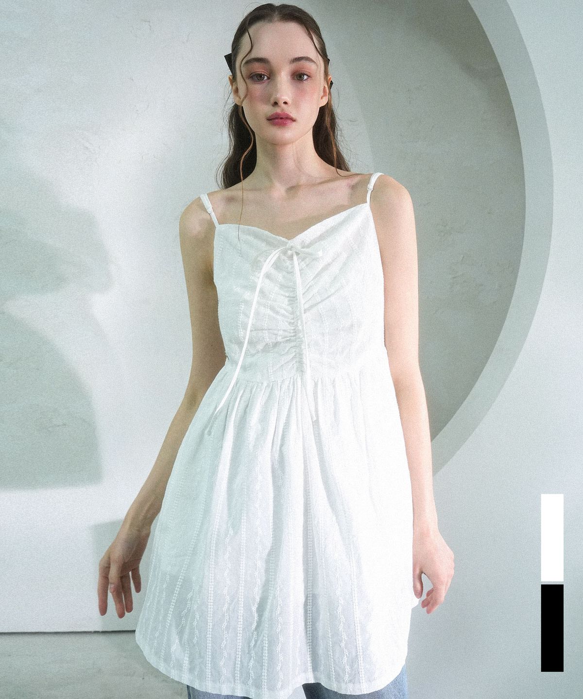비바셔스(VIVACIOUS) Melissa Punching Mini Sleeveless Dress - 2COL