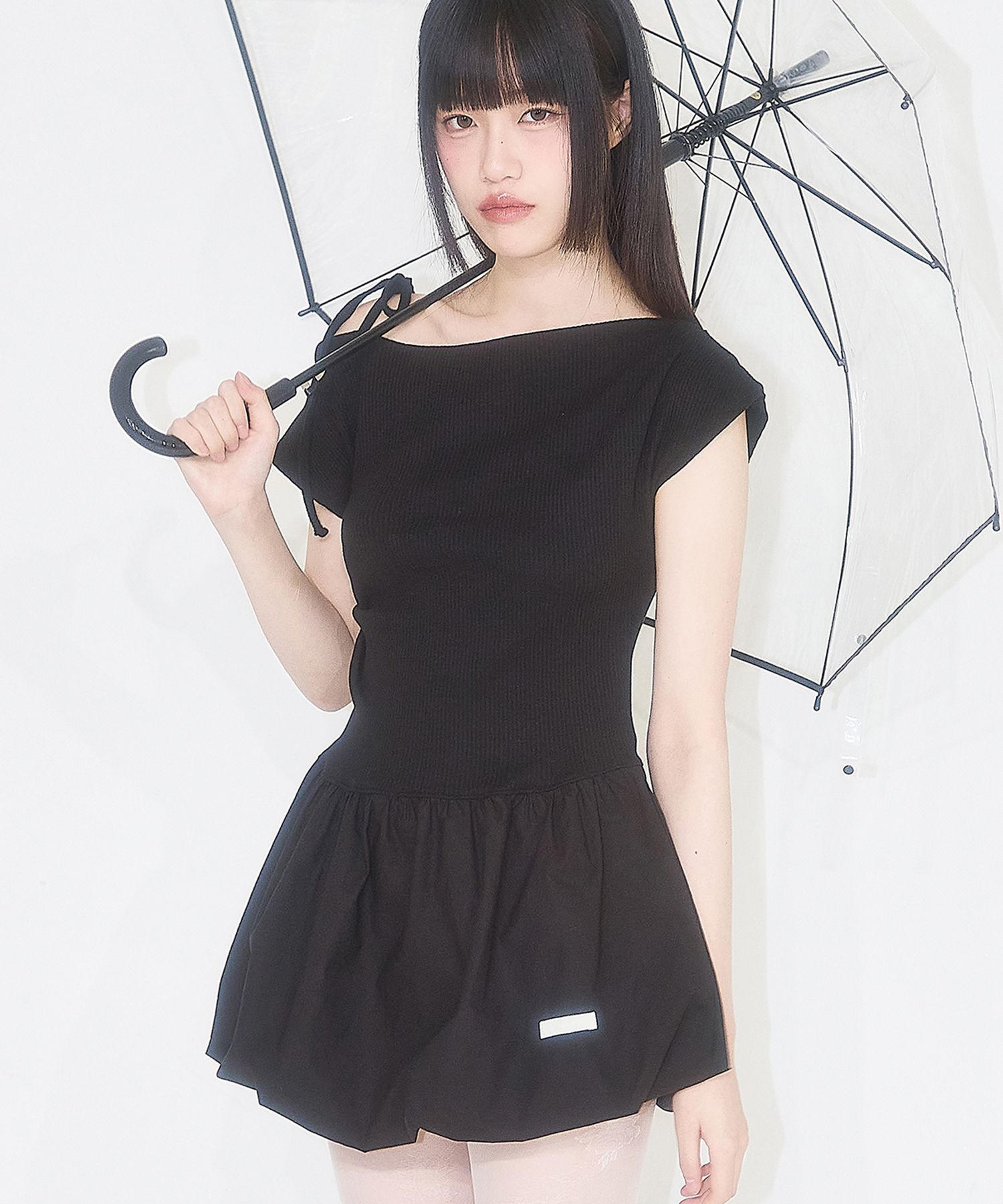 送料・関税込 ●ILLIGO● BALLOON ONE SHOULDER MINI ONE PIECE MUSINSA公式 | ILLIGO Balloon one shoulder mini one piece black