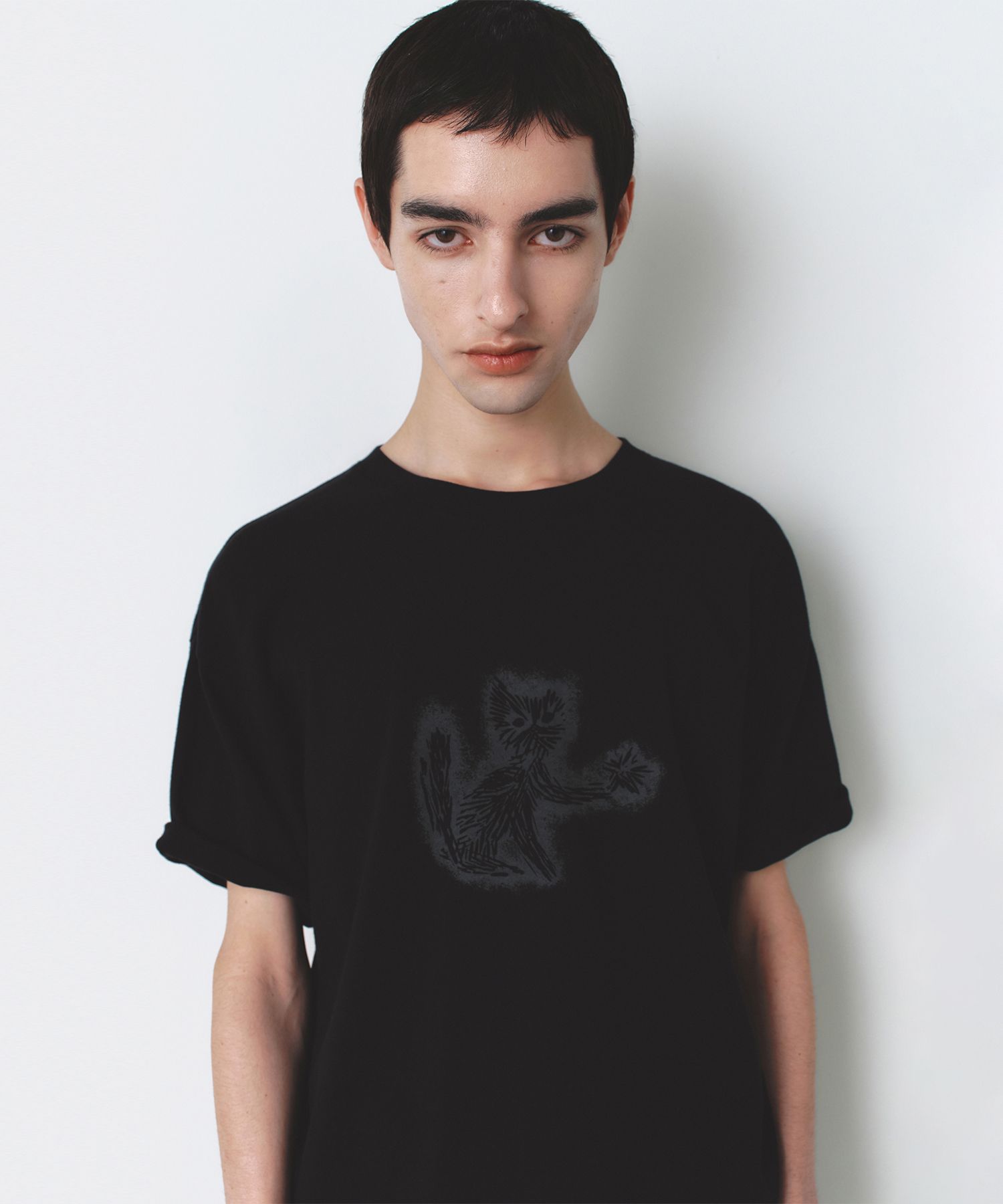[INSILENCE] CAT GRAPHIC SHEARED T-SHIRT /追跡付 MUSINSA | INSILENCE CAT GRAPHIC SHEARED T-SHIRT WASHED BLACK