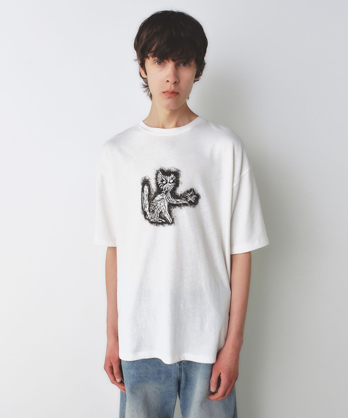 인사일런스(INSILENCE) 캣 그래픽 시어드 티셔츠 OFF WHITE