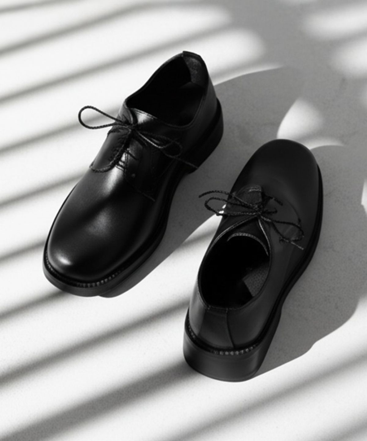 디퍼슈(DIFFERSHOE) 701 샤프 더비슈즈 7CM 글로시 블랙 [유광]