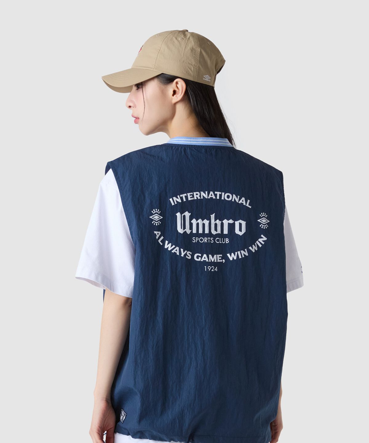 엄브로(UMBRO) HBL BLOKE 풀오버 베스트 네이비(UQ221CWV51)
