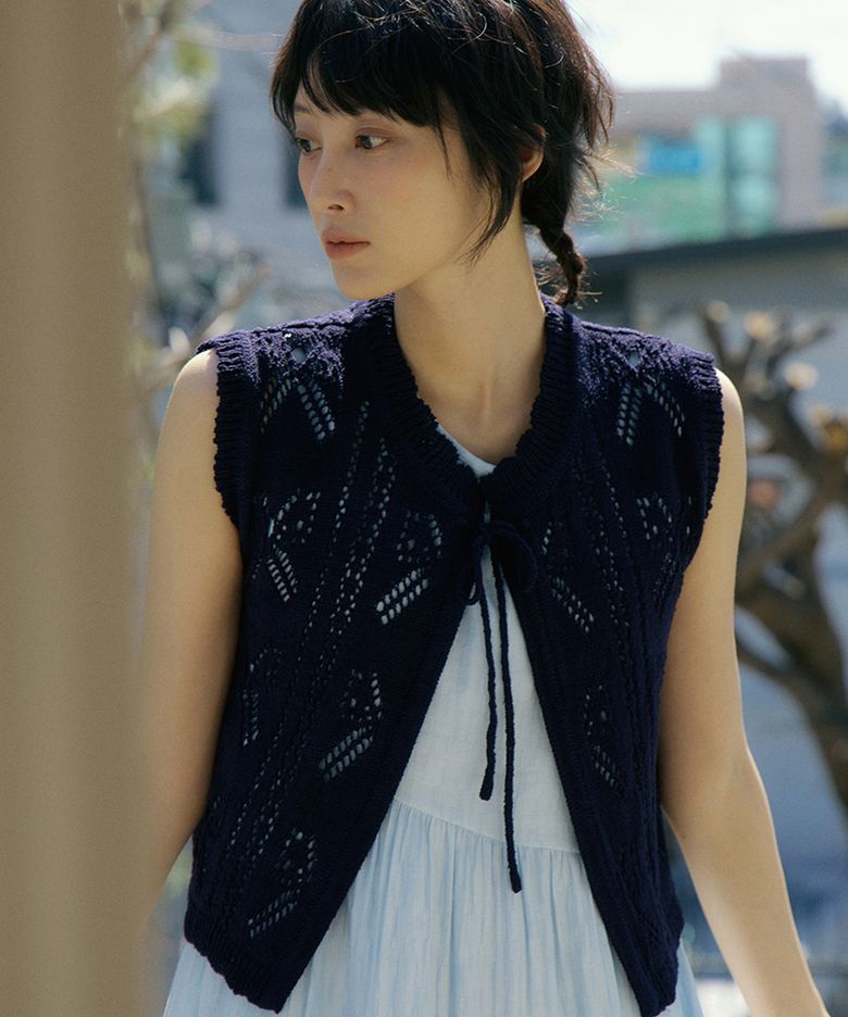 WOI CROCHET VEST NAVY