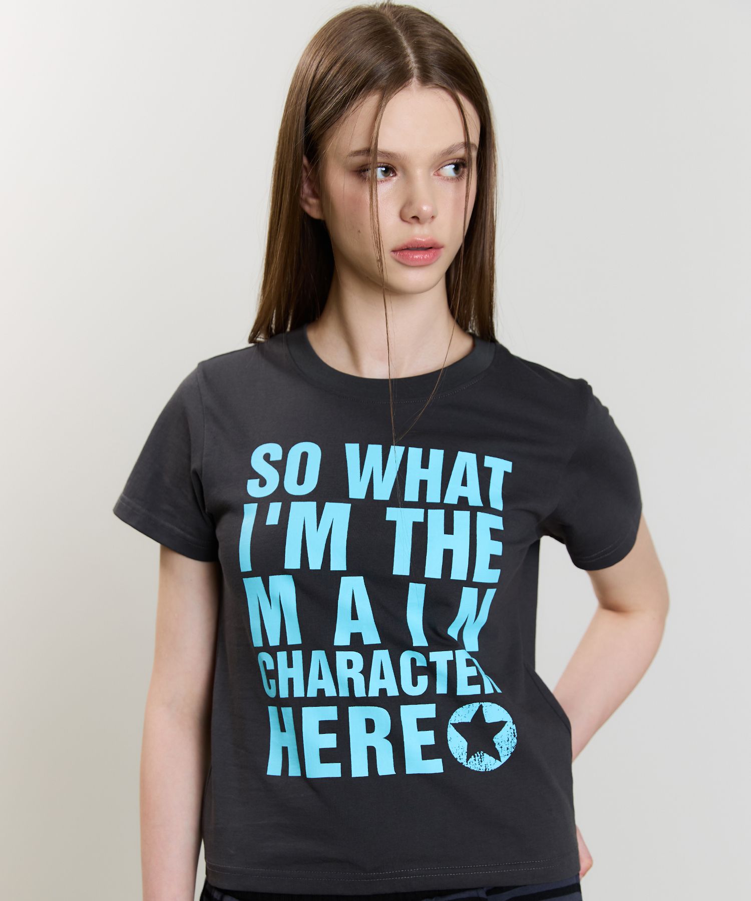 ★LUVISTRUE★SM MAIN CHARACTER TEE(CHARCOAL)★正規品/送料込 러브이즈트루(LUVISTRUE) SM MAIN CHARACTER TEE(CHARCOAL