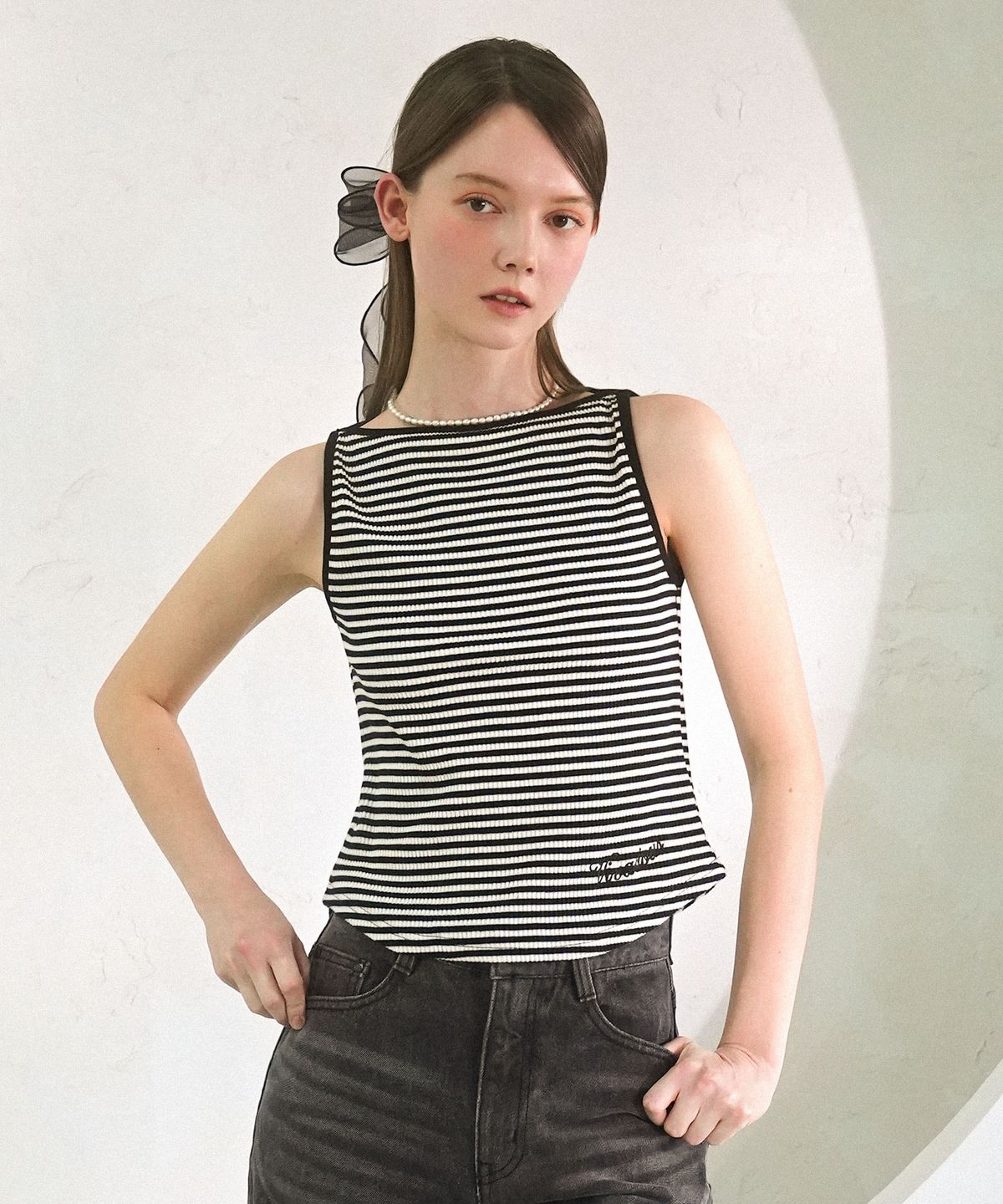 비바셔스(VIVACIOUS) Sus Boatneck Stripe Sleeveless BLACK