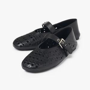 에디션 소프트 홀 컷 메리제인 O55P141