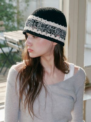스너글 크로셰 비니 (블랙)
