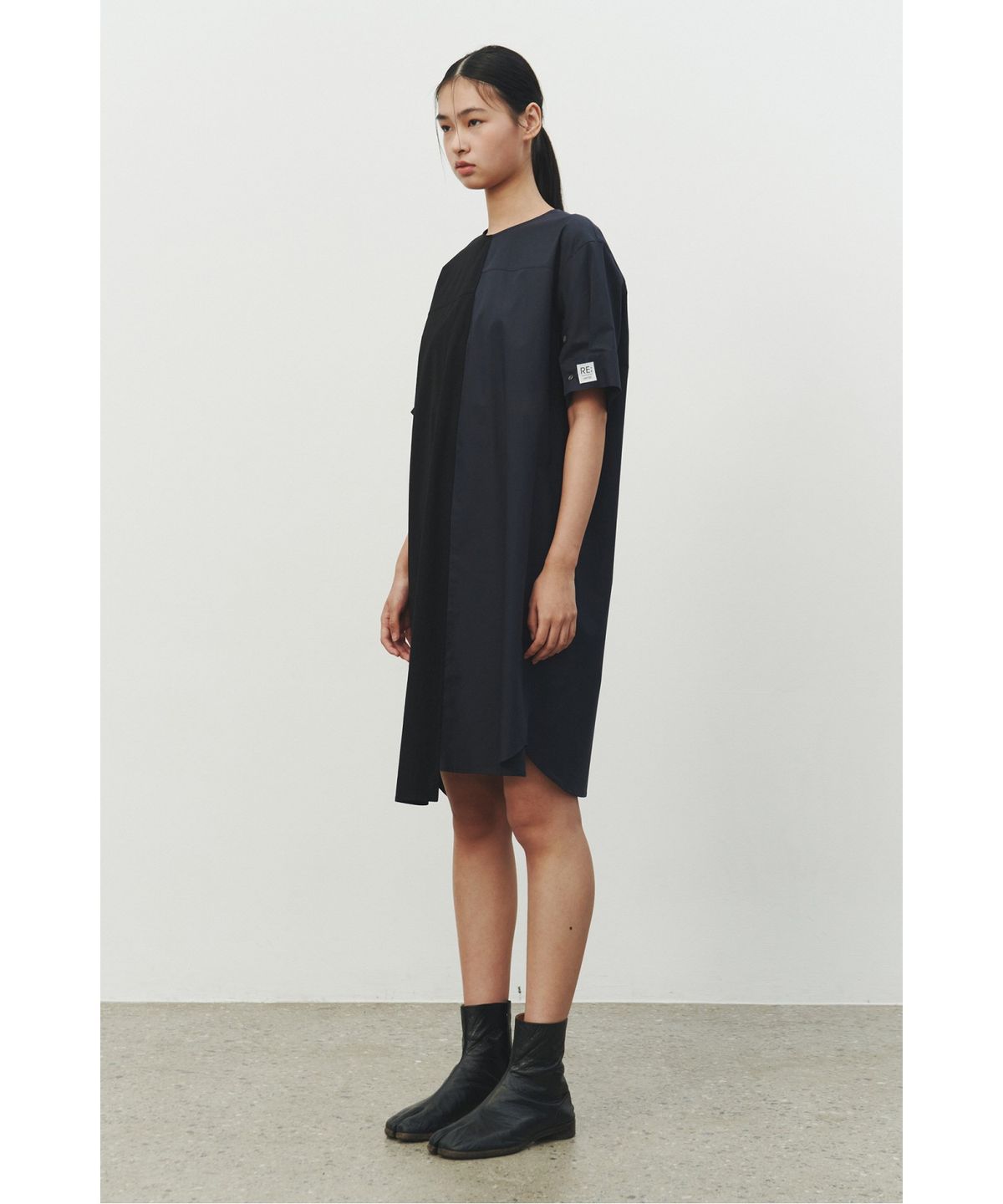 래코드(RECODE) Mock Neck Split Dress_RQDAM25572BKX