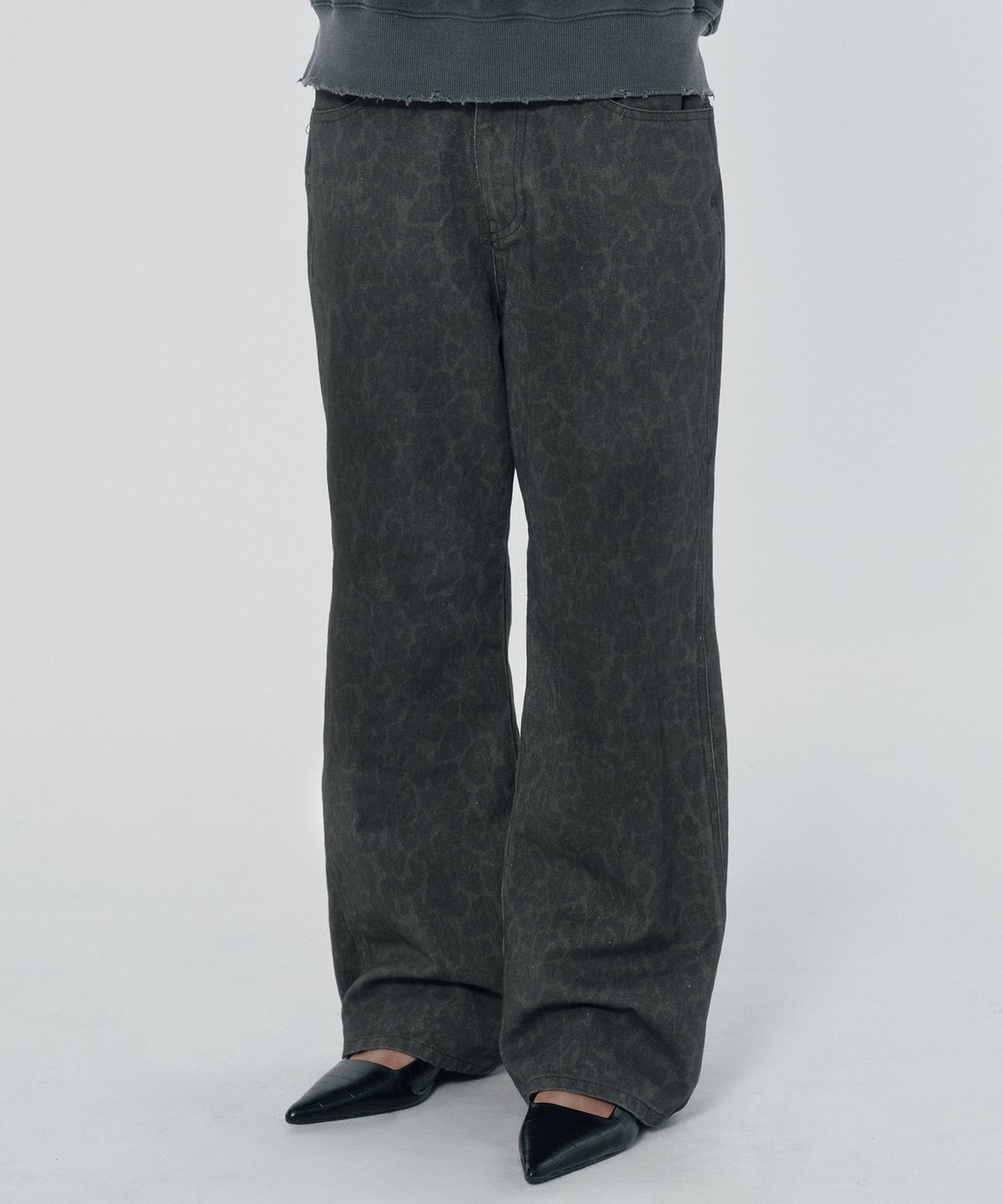 스웨이드(SUADE) LEOPARD JEAN [BLACK]