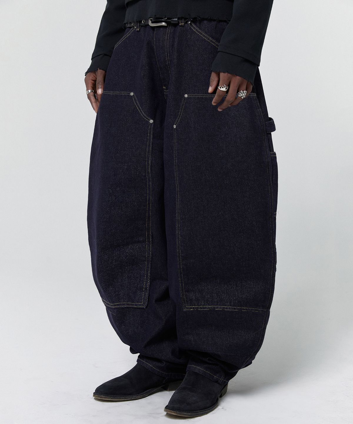 스웨이드(SUADE) CURVED DOUBLE KNEE PANTS [RAW INDIGO]