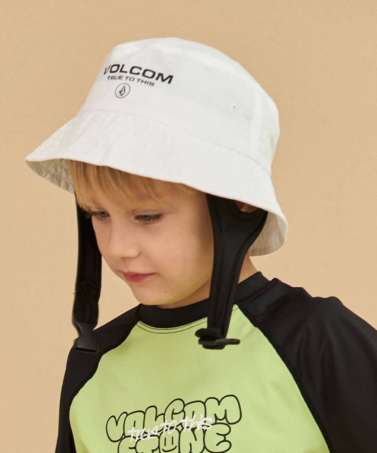 볼컴 키즈(VOLCOM KIDS) 글로시 서핑 버킷햇 D5M020