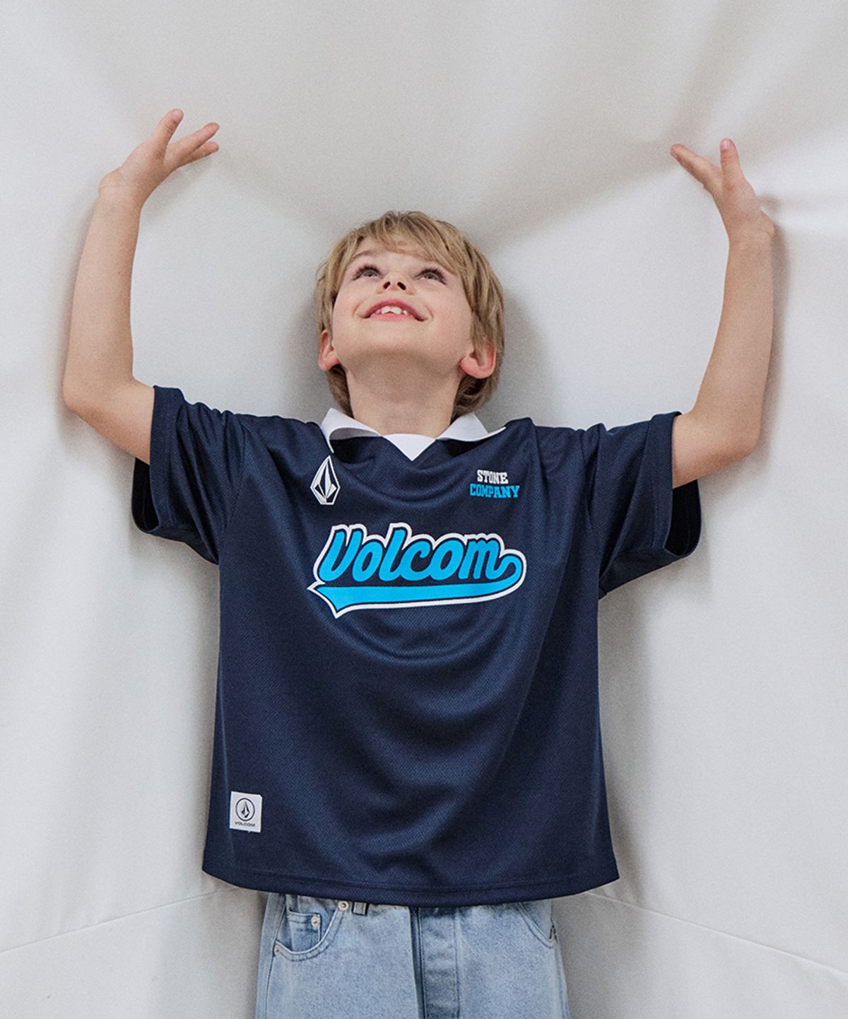 볼컴 키즈(VOLCOM KIDS) 풋볼 카라 저지 반팔 티셔츠 D5M003