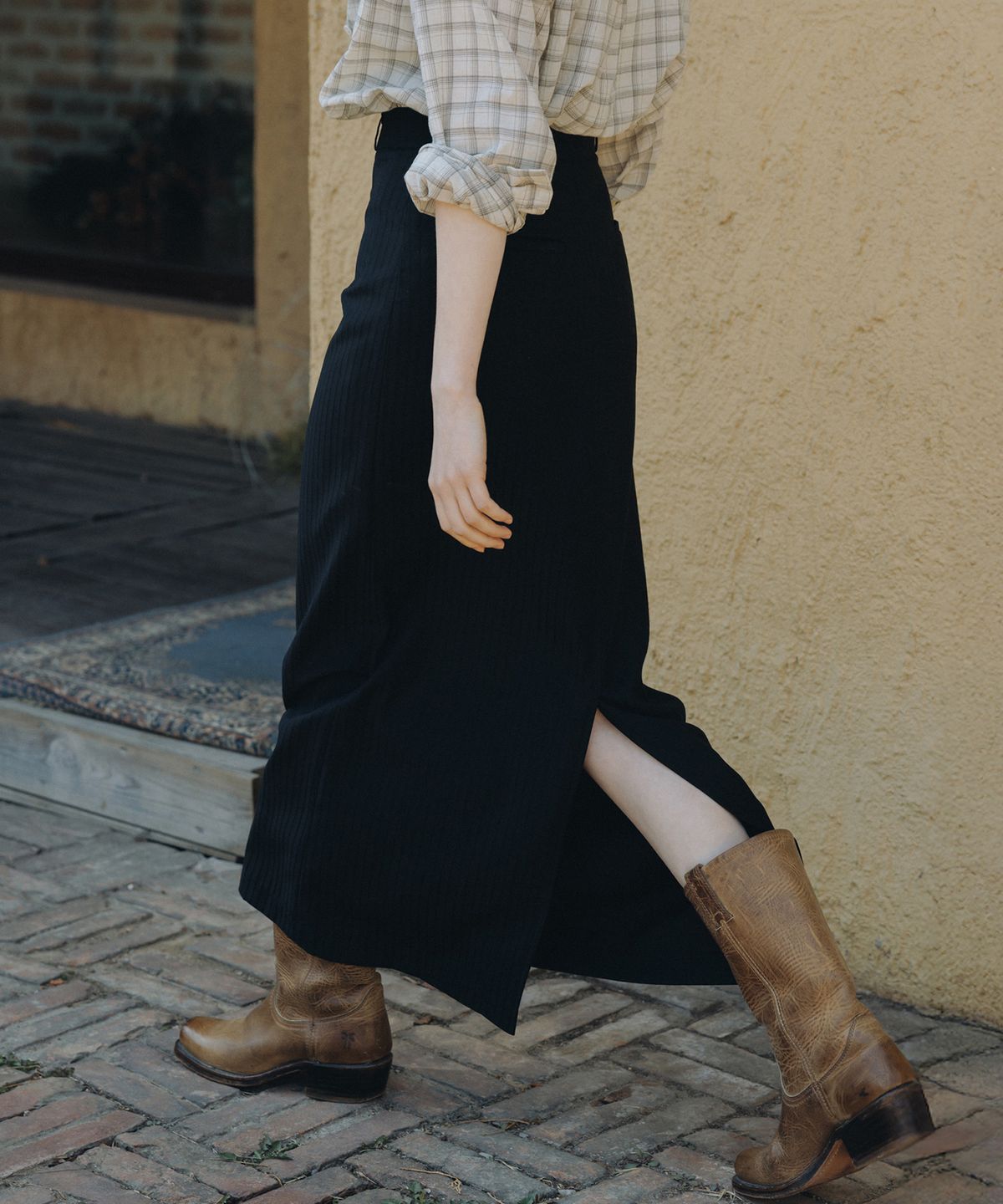 앤니즈(ANDNEEDS) Frankie long skirt (black)