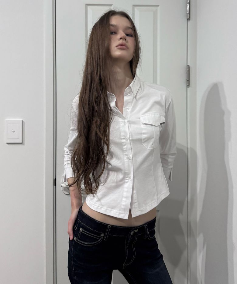 Sleek Pocket Shirt (white)