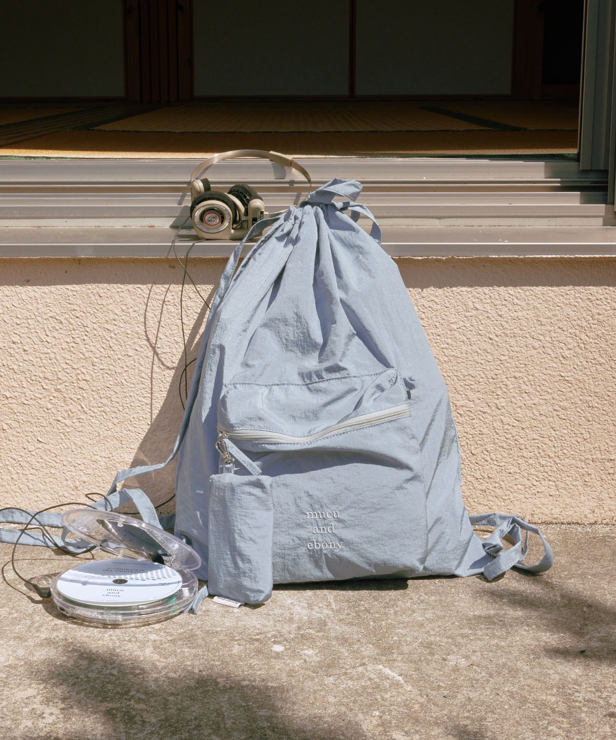무쿠앤에보니(MUCU AND EBONY) Ridge String Backpack _ Misty Blue