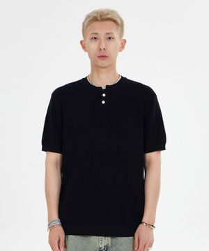 헨리넥 와플 반팔 티셔츠_블랙