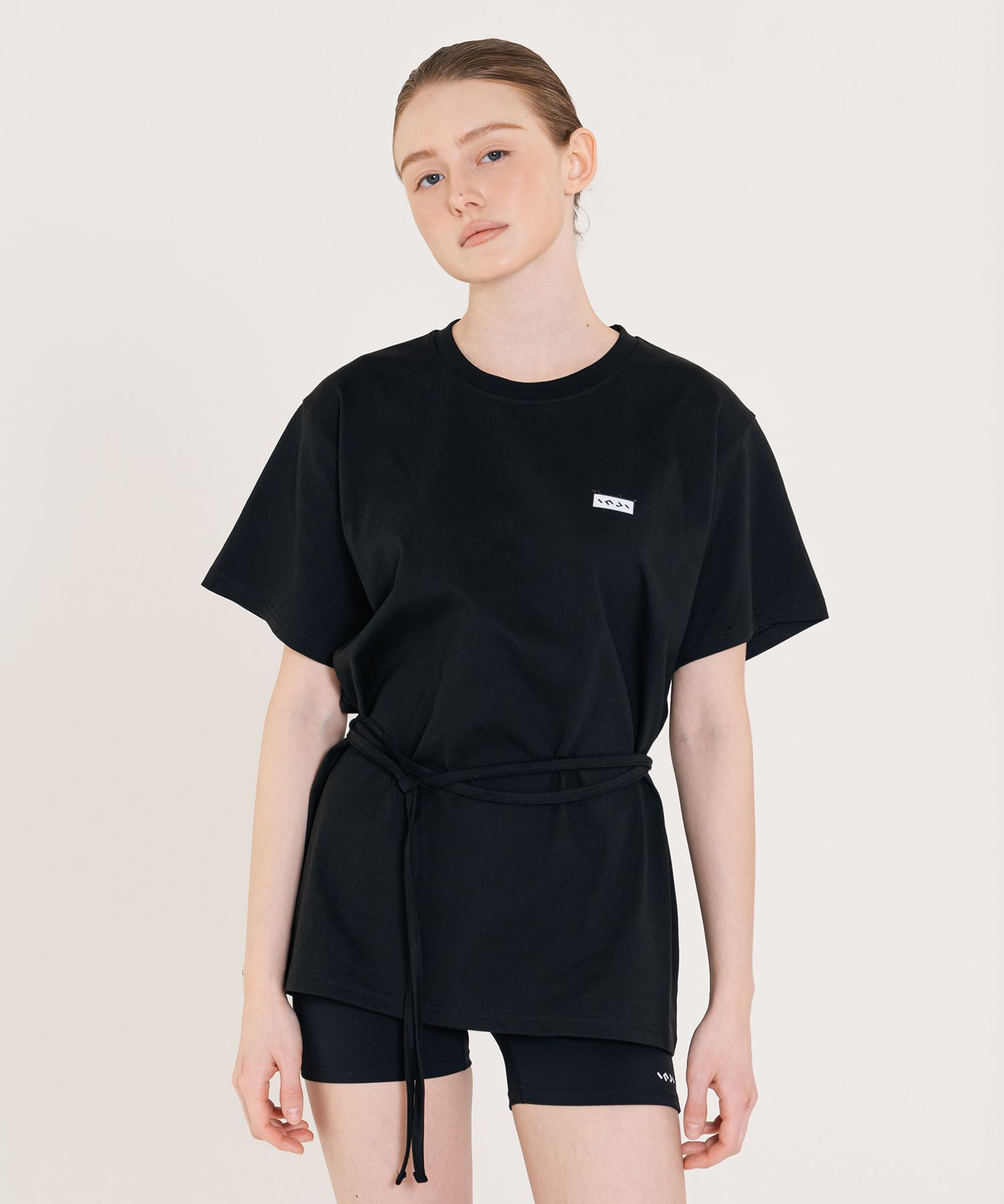 MUSINSA | INJIACTIVE Small Logo Over Strap Tee Black