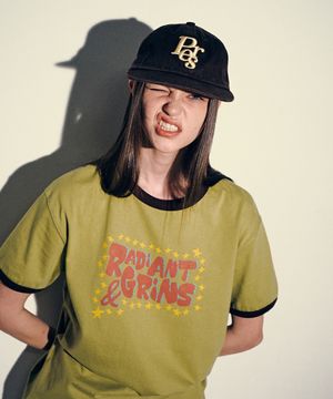 레디언트 링거 반팔 티셔츠-올리브